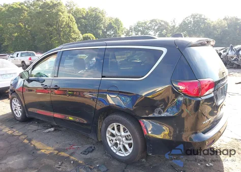 2021 Chrysler Voyager Lxi z USA, uszkodzony, nr VIN 2C4RC1DG2MR551912